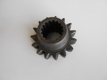 Pinon 15 dientes - Kubota : B1-14, B1-15, B40, B1400, B1402, B1502, B6000, B6001, B7000, B7001, B7100
Zen-Noh : ZB6000, ZB6001, ZB7000, ZB7001, ZB7100
