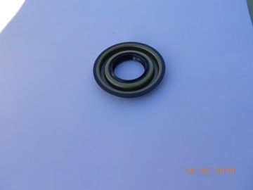 Junta puente trasero Kubota - Kubota : A-155, A-175, A-195, A15, A17, A19, Aste, B1-14, B1-15, B40, B1200, B1400, B1402, B1500, B1502, B4200, B5100, B6001, B6100, B7000, B7001, B7100, XB1
Zen-Noh : ZB1200, ZB1400, ZB1402, ZB1500, ZB1502, ZB5100, ZB6001, ZB6100, ZB7000, ZB7001, ZB7100
