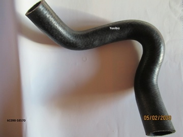 Manguito inferior  - Kubota : B1410, B1610, B1820, GB13, GB14, GB130, GB140
