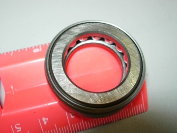 Rodamiento- puente delantero- OE- ! Importante: tener cuidado a la direccion de la colocacion.